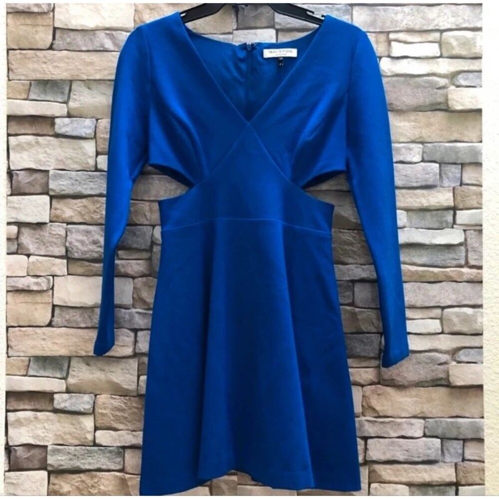Halston Heritage Cutout Dress Size 2 Stretchy V-Neck Long Sleeve Wedding Guest